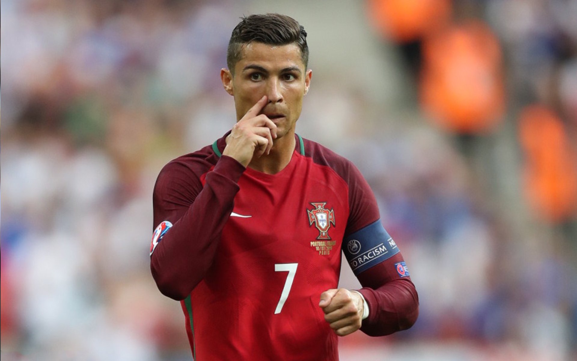 法式诱惑与格鲁吉亚魔法，当巴黎带走利物浦，克瓦拉茨赫利亚的欧冠高光时刻