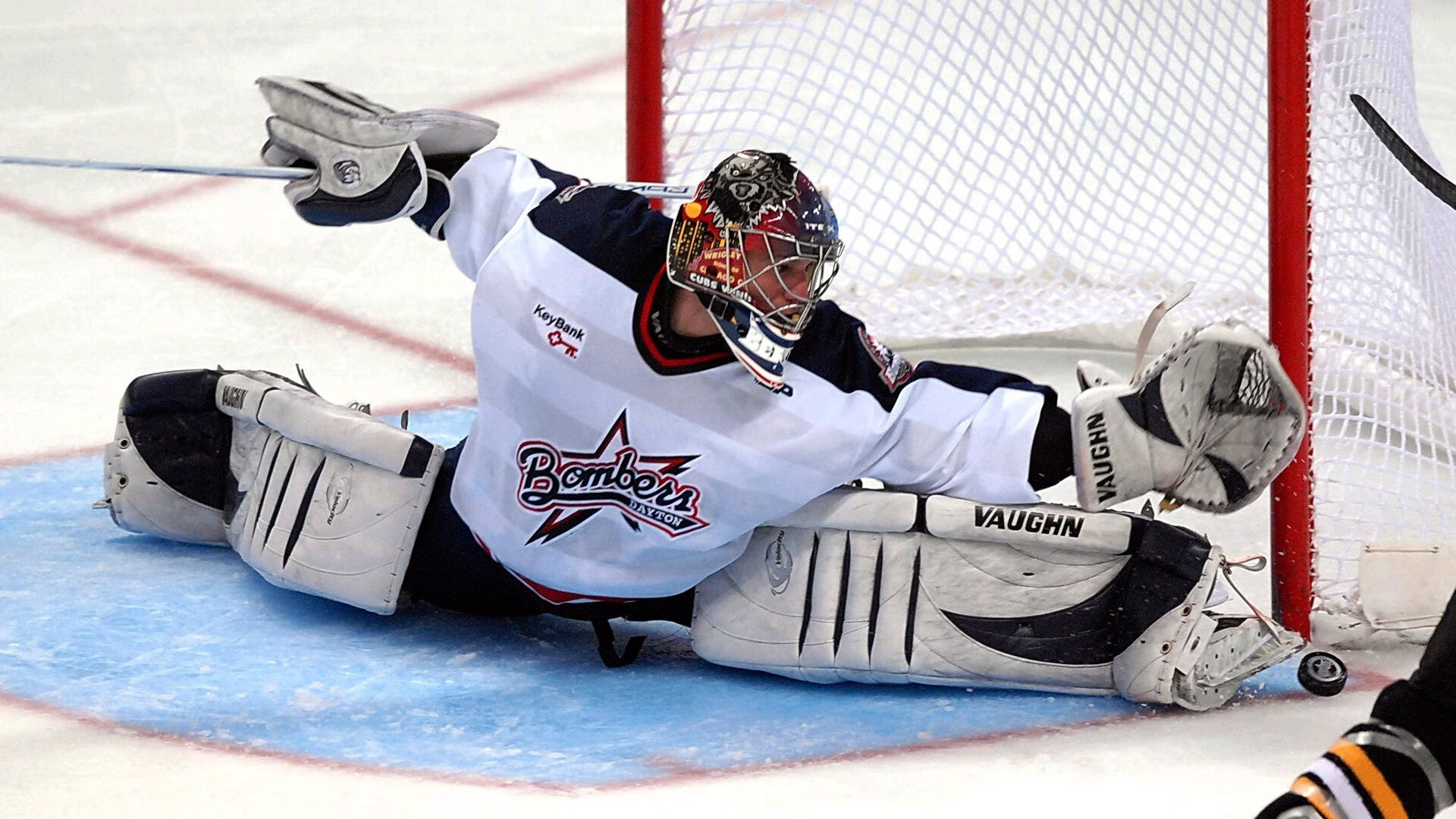 从巴拉圭到英超，终结与接管的双重奏，萨拉赫点燃争冠烽火